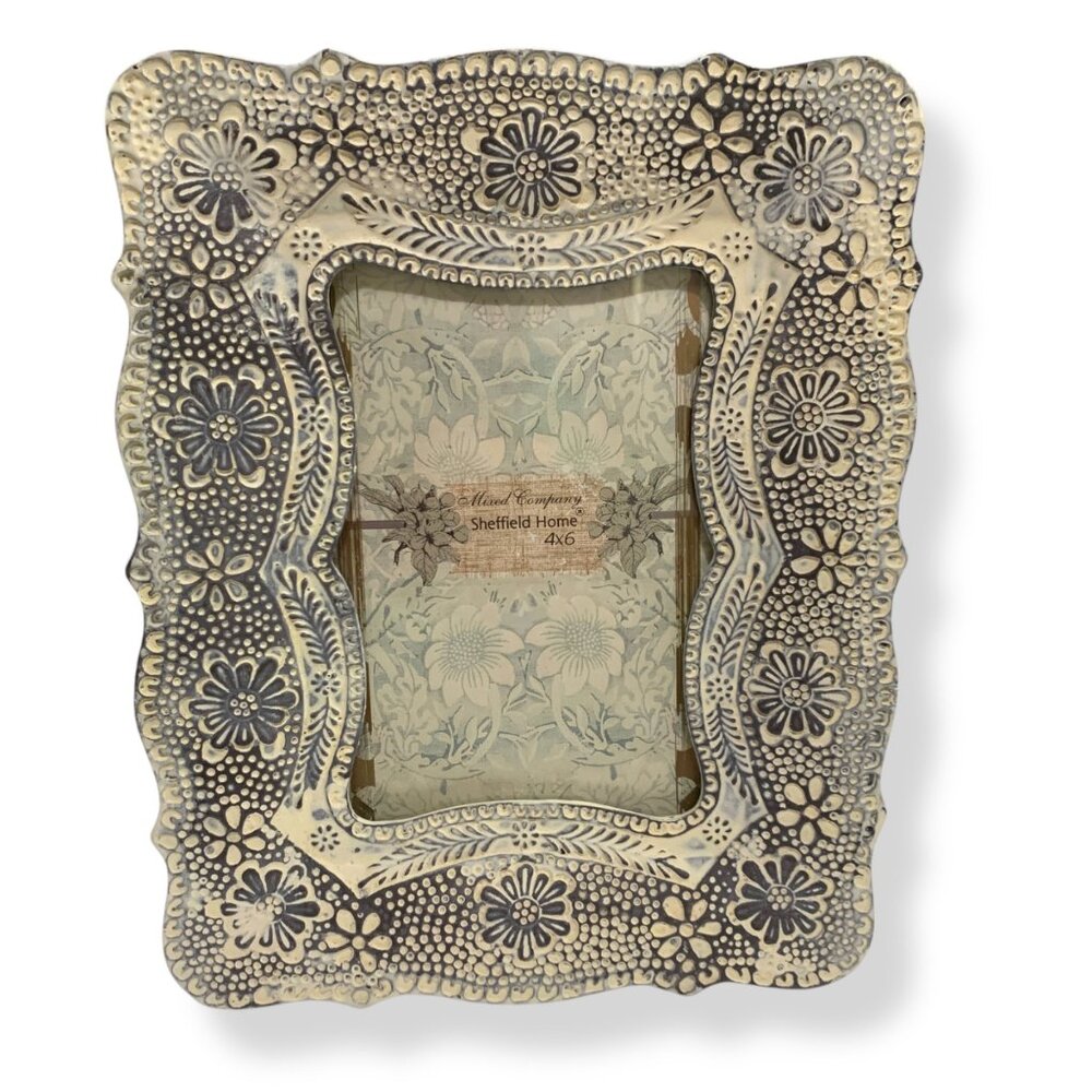 4x6 Floral Embossed Ceramic Photo Frame Ornate‎ Scalloped Edges Cottagecore